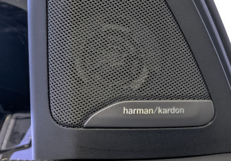 Подержанный автомобиль BMW X5 2022 года (26 фото)