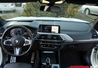 Подержанный автомобиль BMW X3 2019 года (12 фото)