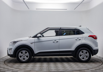 Подержанный автомобиль Hyundai Creta 2018 года (8 фото)