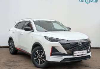 Подержанный автомобиль Changan CS55PLUS 2023 года (3 фото)