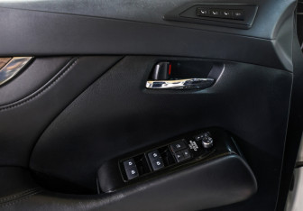 Подержанный автомобиль Toyota Alphard 2019 года (26 фото)