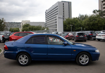 Подержанный автомобиль Mazda 626 Sedan 2001 года (3 фото)