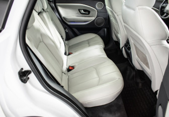 Подержанный автомобиль Land Rover Range Rover Evoque 2015 года (11 фото)