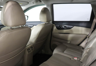 Подержанный автомобиль Nissan X-Trail 2018 года (12 фото)