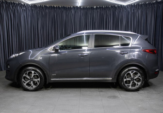 Подержанный автомобиль Kia Sportage 2021 года (8 фото)