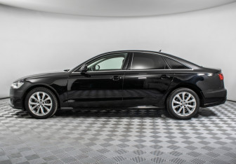 Подержанный автомобиль Audi A6 Sedan 2015 года (8 фото)