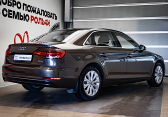 Подержанный автомобиль Audi A4 Sedan 2016 года (4 фото)