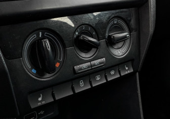 Подержанный автомобиль Skoda Rapid Liftback 2019 года (21 фото)