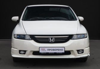 Подержанный автомобиль Honda Odyssey Compactvan 2004 года (2 фото)