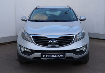 Подержанный автомобиль Kia Sportage 2013 года (2 фото)