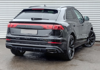 Новый Audi Q8 2025 (2 фото)