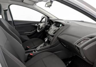 Подержанный автомобиль Ford Focus Hatchback 2019 года (11 фото)