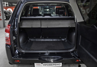 Подержанный автомобиль Suzuki Grand Vitara 2011 года (10 фото)