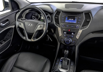 Подержанный автомобиль Hyundai Santa Fe 2018 года (29 фото)