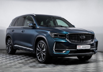 Подержанный автомобиль Geely Monjaro 2023 года (3 фото)