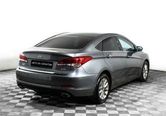 Подержанный автомобиль Hyundai i40 Sedan 2016 года (3 фото)