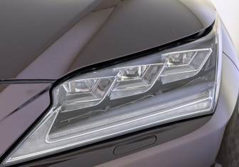 Подержанный автомобиль Lexus RX 2017 года (11 фото)