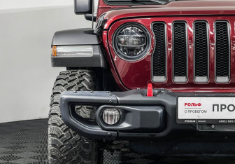Подержанный автомобиль Jeep Wrangler 2021 года (23 фото)