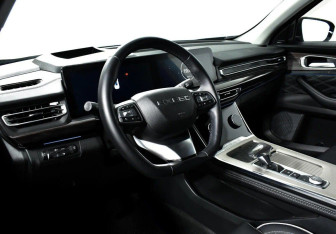 Подержанный автомобиль Exeed VX 2022 года (7 фото)