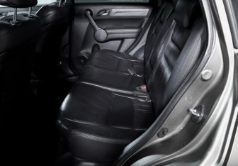 Подержанный автомобиль Honda CR-V 2008 года (10 фото)