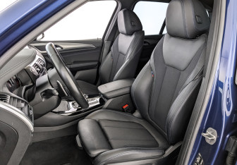 Подержанный автомобиль BMW X3 2021 года (20 фото)