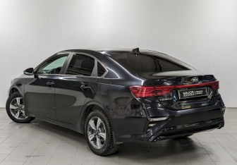 Подержанный автомобиль Kia Cerato Sedan 2021 года (7 фото)