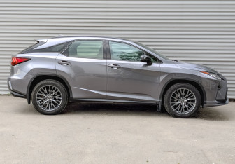 Подержанный автомобиль Lexus RX 2019 года (4 фото)