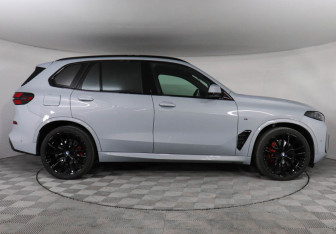 Новый BMW X5 2025 (6 фото)