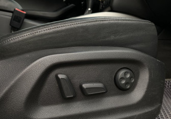 Подержанный автомобиль Audi Q5 2010 года (22 фото)