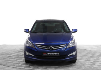 Подержанный автомобиль Hyundai Solaris Hatchback 2015 года (2 фото)