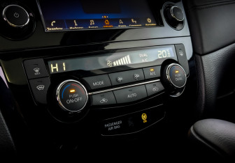 Подержанный автомобиль Nissan X-Trail 2020 года (27 фото)