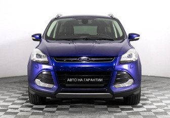 Подержанный автомобиль Ford Kuga 2015 года (2 фото)