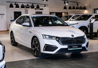 Новый Skoda Octavia Liftback 2025 (3 фото)