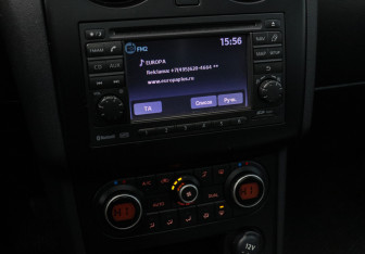 Подержанный автомобиль Nissan Qashqai 2010 года (14 фото)