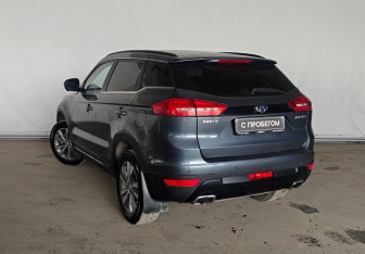 Подержанный автомобиль Geely Atlas 2021 года (7 фото)