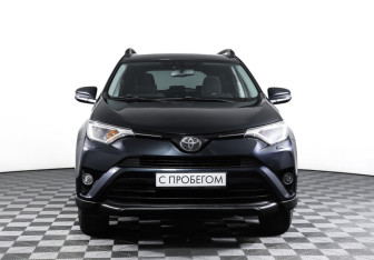 Подержанный автомобиль Toyota RAV4 2018 года (2 фото)