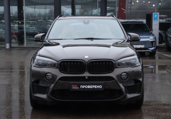 Подержанный автомобиль BMW X5 M 2018 года (2 фото)