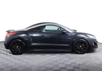 Подержанный автомобиль Peugeot RCZ 2011 года (4 фото)