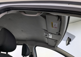 Подержанный автомобиль Renault Logan Sedan 2022 года (23 фото)