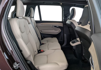 Новый Volvo XC90 2025 (12 фото)