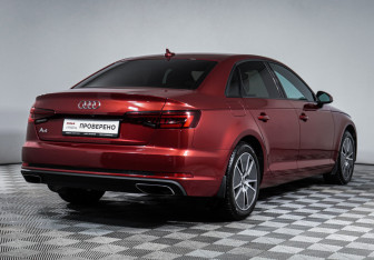Подержанный автомобиль Audi A4 Sedan 2019 года (5 фото)