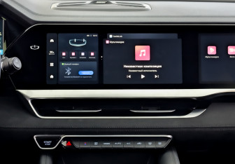 Подержанный автомобиль Geely Monjaro 2024 года (15 фото)