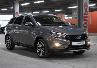 Подержанный автомобиль LADA (ВАЗ) Vesta Wagon 2017 года (24 фото)