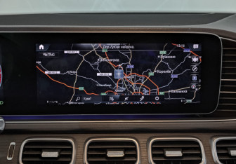Подержанный автомобиль Mercedes-Benz GLE 2019 года (17 фото)