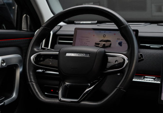 Подержанный автомобиль Jaecoo J7 2023 года (23 фото)