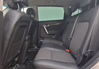 Подержанный автомобиль Chevrolet Captiva 2013 года (11 фото)