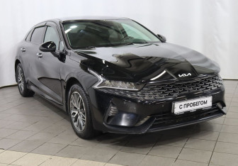 Подержанный автомобиль Kia K5 2021 года (3 фото)