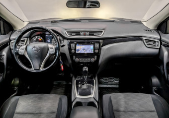 Подержанный автомобиль Nissan Qashqai 2014 года (13 фото)