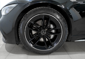 Подержанный автомобиль Mercedes-Benz AMG GT Liftback 2019 года (18 фото)