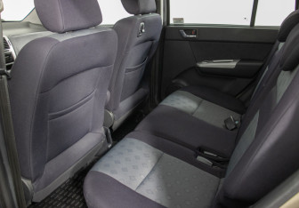 Подержанный автомобиль Hyundai Getz 2010 года (11 фото)